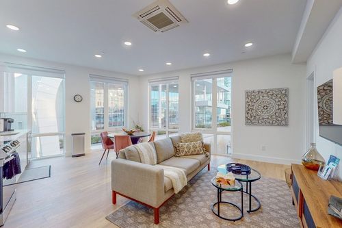 406-38 Hichborn St, Boston, MA, 02135-2024 | Card Image