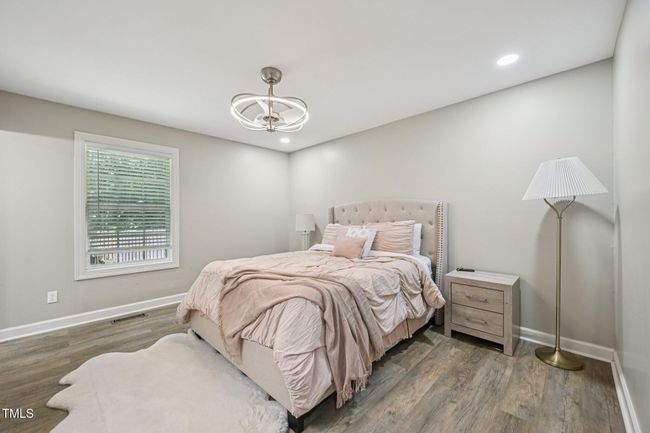 24-web-or-mls-Suterland Rd-2406-024 | Image 23