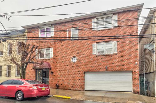 apt-1e-310 70th St, Guttenberg, NJ, 07093-2445 | Card Image