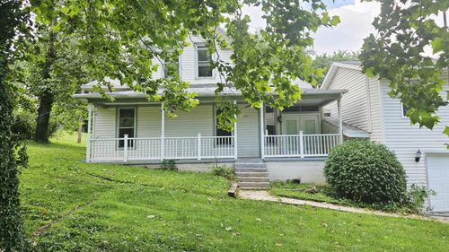 111 W 8th St, Galena, MO, 65656-9634 | Card Image
