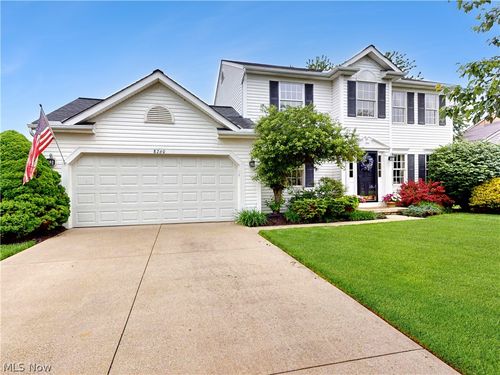8260 Rachel Ln, North Ridgeville, OH, 44039-4202 | Card Image
