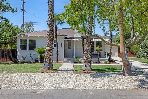 657 E Ramona Way, Fresno, CA, 93704 | Card Image