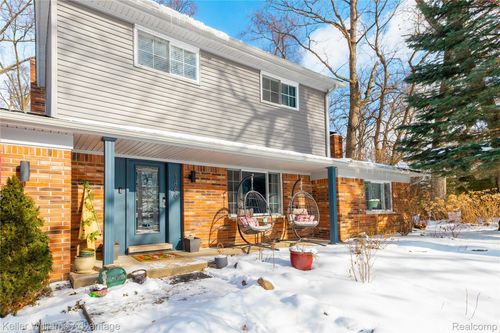 1466 Shankin Ct, Wolverine Lake, MI, 48390-2436 | Card Image