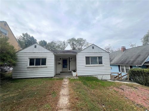 7726 Michigan Rd, Penn Hills, PA, 15235-1326 | Card Image