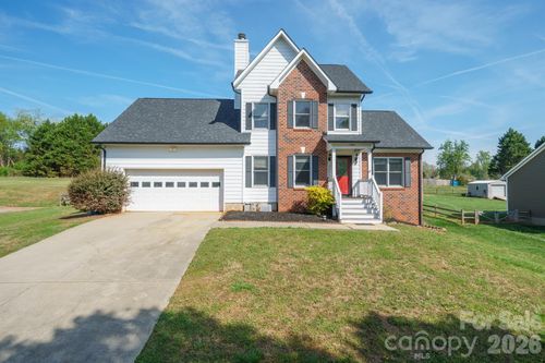 5406 Winding Oak Dr, Hickory, NC, 28602-8159 | Card Image