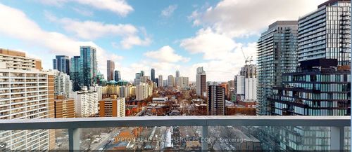 2805-3 Gloucester St, Toronto, ON, M4Y0C6 | Card Image