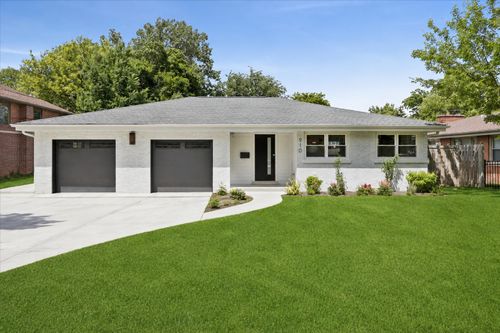910 Glenview Rd, Glenview, IL, 60025-3133 | Card Image