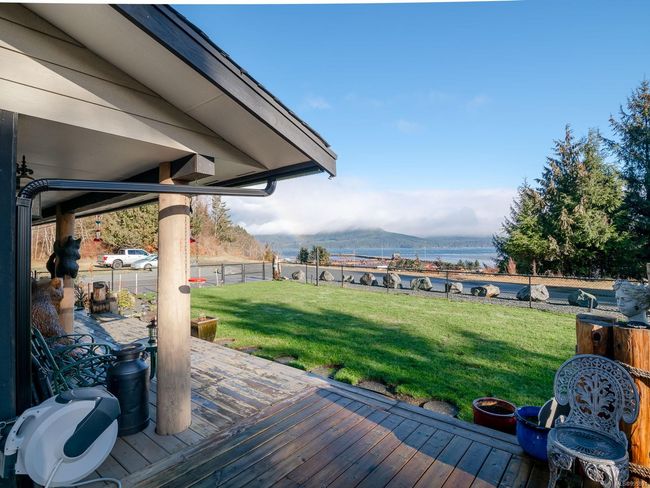 100 Dyer Dr, House other with 3 bedrooms, 3 bathrooms and 1 parking in Sayward BC | Image 20