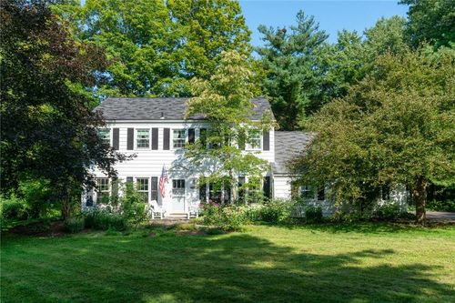 92 Red Maple Rd, Shokan, NY, 12481-5617 | Card Image