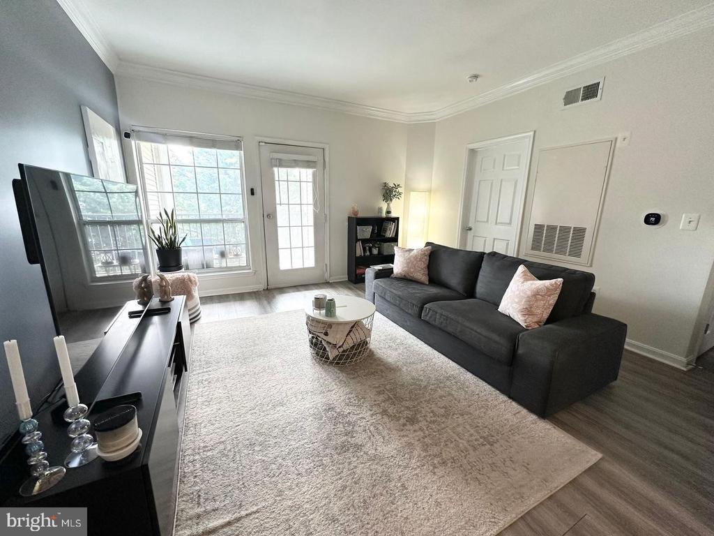 Residential in ALEXANDRIA 5