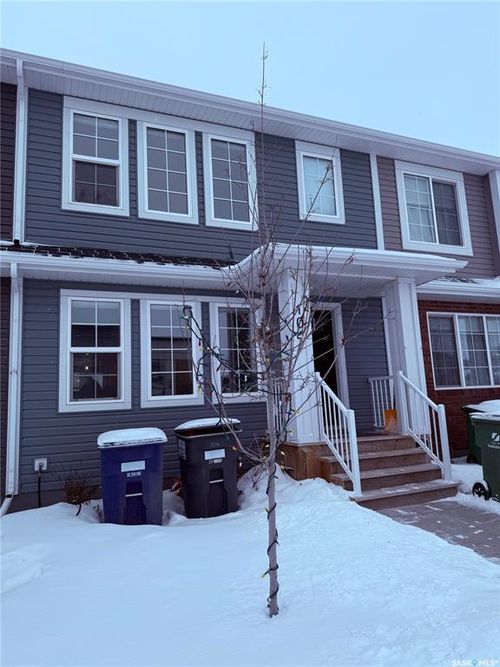 104 Westfield Road, Saskatoon, SK, S7V0Z8 | Card Image