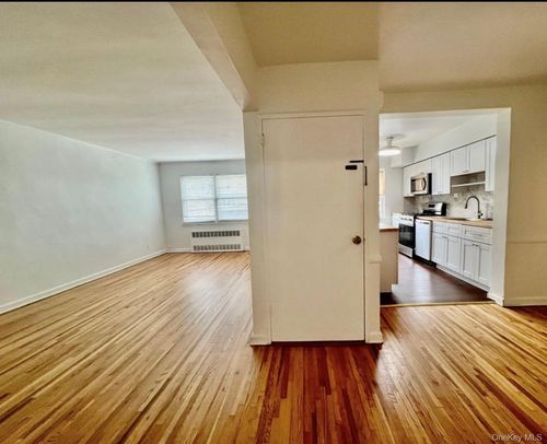 3114 71st St, East Elmhurst, NY, 11370-1720 | Card Image