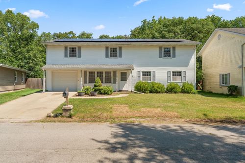 397 Sassafrass Dr, Valparaiso, IN, 46385 | Card Image