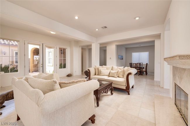 7906 Fieldcreek Ct, House other with 4 bedrooms, 3 bathrooms and null parking in Las Vegas NV | Image 9