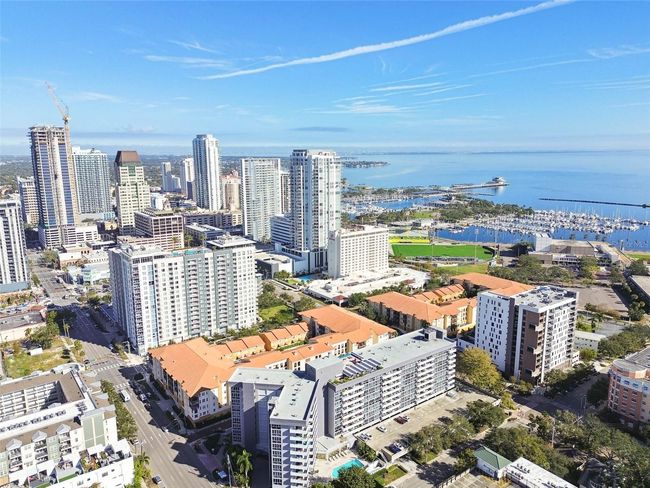 UNIT-405 - 470 3 Rd St S, Condo with 2 bedrooms, 2 bathrooms and null parking in SAINT PETERSBURG FL | Image 54