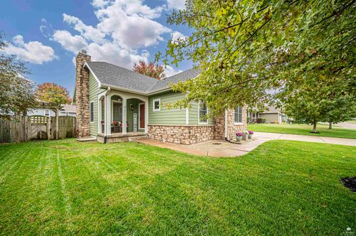 1311 Meadow Ln, Abilene, KS, 67410-3561 | Card Image