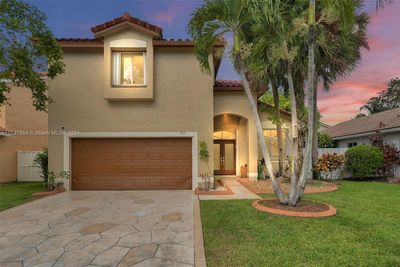 280 Sw 178th Way, House other with 4 bedrooms, 2 bathrooms and null parking in Pembroke Pines FL | Image 1