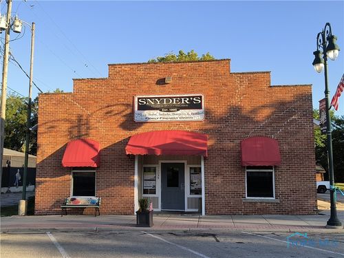 24098 Front St, Grand Rapids, OH, 43522-9401 | Card Image