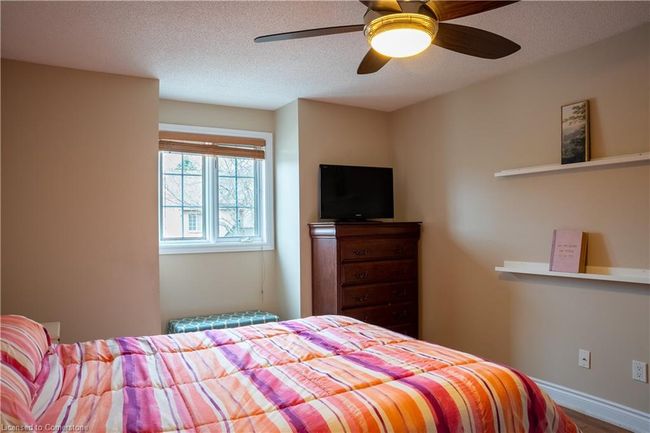 12 - 320 Hamilton Dr, Townhouse with 3 bedrooms, 3 bathrooms and 3 parking in Ancaster ON | Image 24