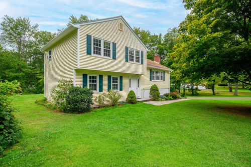 6 Joan Dr, Newtown, CT, 06470-2247 | Card Image