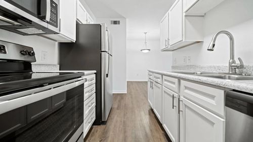 apt-9205-705 Village Way, New Braunfels, TX, 78130-2646 | Card Image