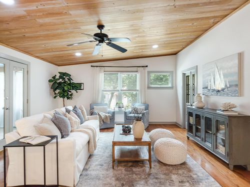 212 E Hudson Ave, Folly Beach, SC, 29439 | Card Image