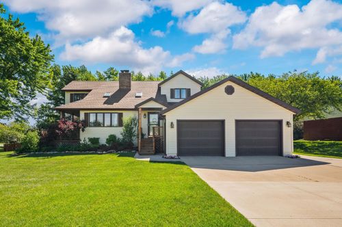 8115 Date Rd, Bridgman, MI, 49106-9564 | Card Image