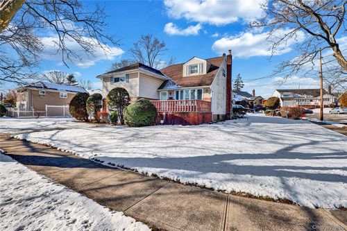 94 Joan Ct, Elmont, NY, 11003-1622 | Card Image