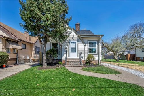 10318 Thrush Ave, Cleveland, OH, 44111-3803 | Card Image