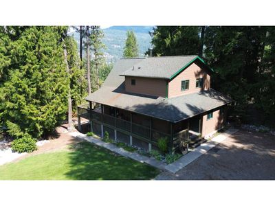 1360 Frisk Rd, House other with 3 bedrooms, 2 bathrooms and null parking in Kootenay Boundary BC | Image 1