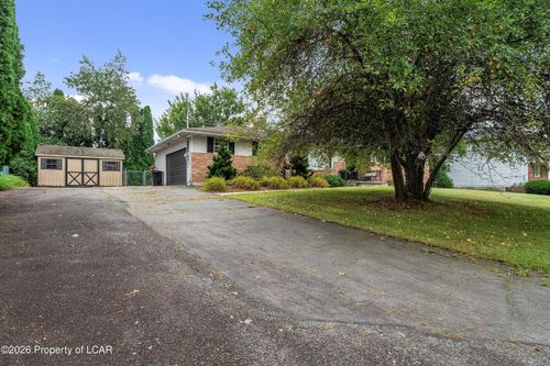32 Redwood Dr, Wilkes Barre, PA, 18702-7222 | Card Image