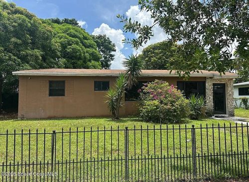 2810 Nw 179th St, Miami Gardens, FL, 33056-3525 | Card Image