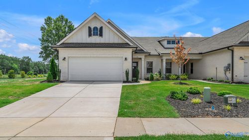 102 Clift Farm Dr, Madison, AL, 35757-2204 | Card Image