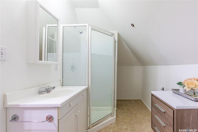 1116 1 St Ave Nw, House other with 6 bedrooms, 3 bathrooms and 2 parking in Moose Jaw SK | Image 40