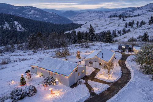 253 White Mountain Rd, Curlew, WA, 99118-9619 | Card Image