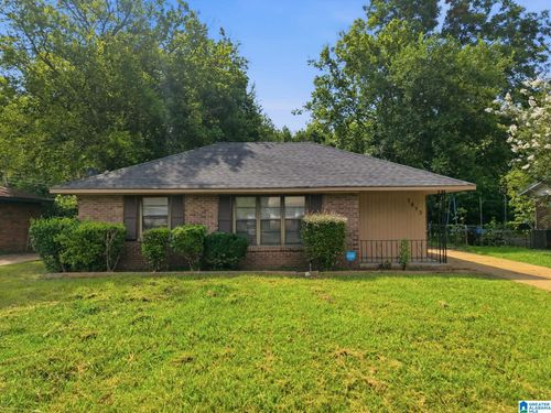 1813 Collier Dr, MIDFIELD, AL, 35228-2705 | Card Image