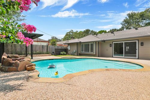 2418 Lexford Ln, Houston, TX, 77080-5221 | Card Image