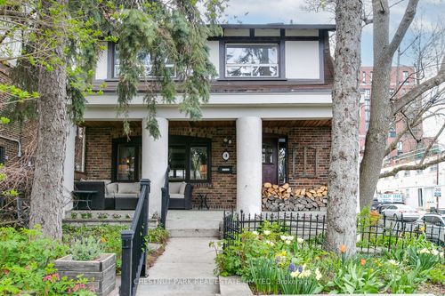 4 Biggar Avenue, Toronto, ON, M6H2N4 | Card Image
