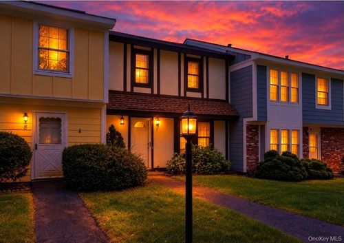 7 Sunny Brook Cir, Highland, NY, 12528-1314 | Card Image