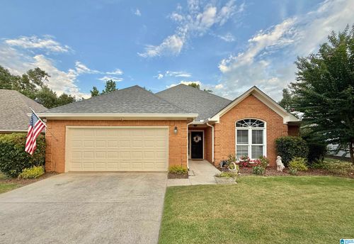 6567 Mill Creek Cir, Hoover, AL, 35242-7322 | Card Image