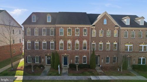 13752 Senea Dr, GAINESVILLE, VA, 20155-3645 | Card Image