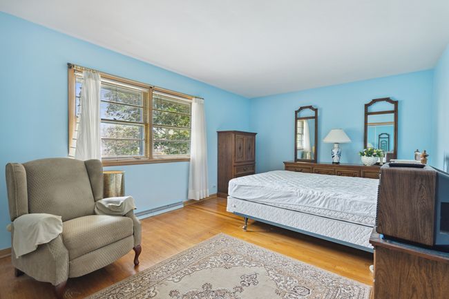 771 S Euclid Ave, Home with 3 bedrooms, 3 bathrooms and null parking in Elmhurst IL | Image 11