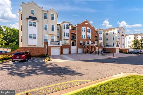 unit-204-8607 Wintergreen Ct, ODENTON, MD, 21113-3998 | Card Image