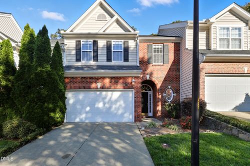 6942 Middleboro Dr, Raleigh, NC, 27612-2671 | Card Image