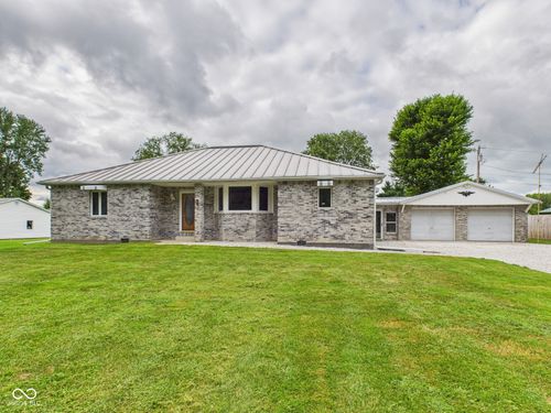 712 Maple St, Frankton, IN, 46044 | Card Image