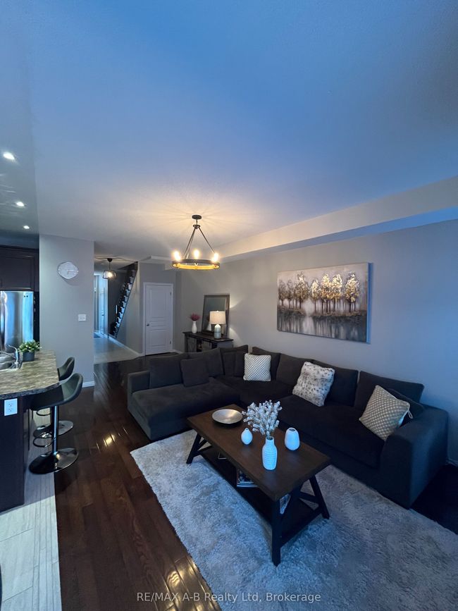 19 - 19 Valleyside Lane, Condo with 3 bedrooms, 3 bathrooms and 1 parking in Dundas ON | Image 7