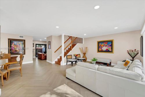 260-3013 Willow Ln, Hollywood, FL, 33021-2648 | Card Image