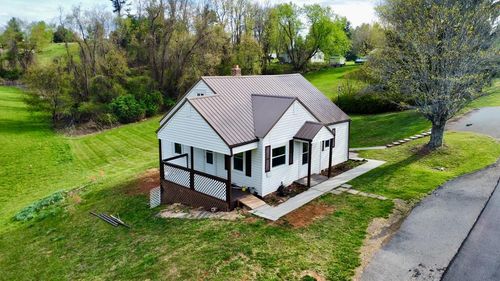 134 Poplar Grove, Galax, VA, 24333 | Card Image