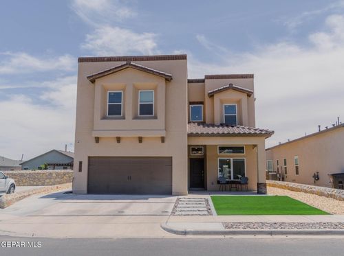 673 La Entrada Cir, Sunland Park, NM, 88063-9632 | Card Image