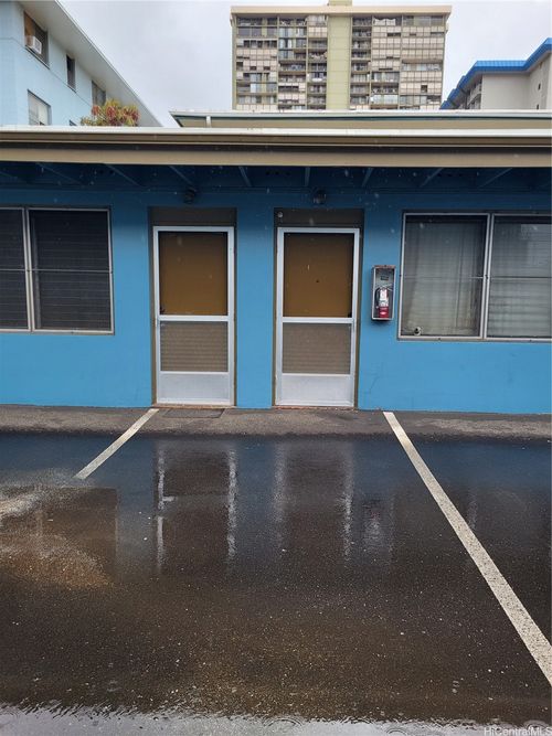 1509 Pensacola St, Honolulu, HI, 96822-3888 | Card Image